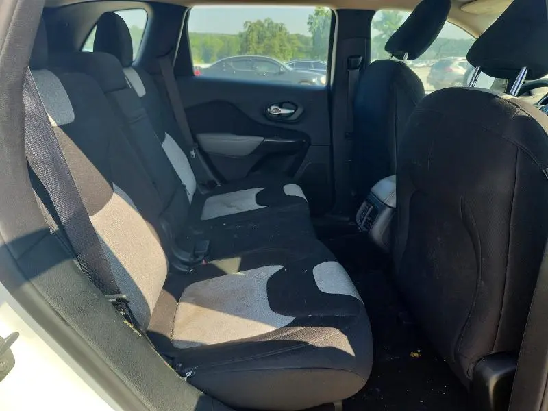 2014 JEEP CHEROKEE SPORT  