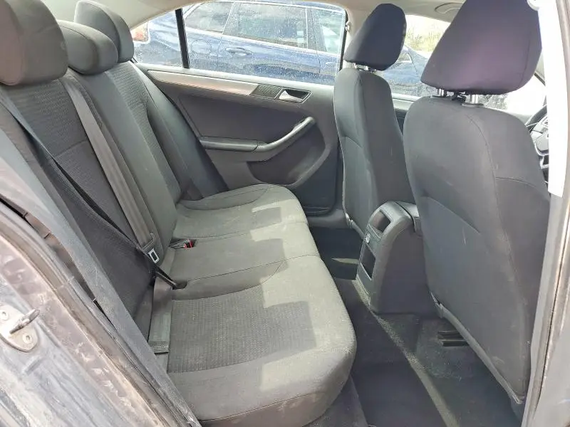 2015 VOLKSWAGEN JETTA SE  