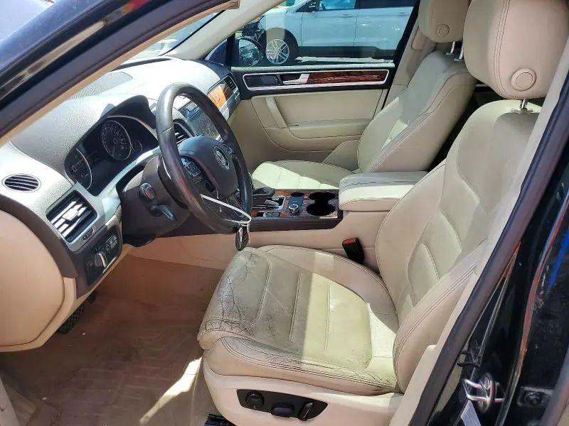 2012 VOLKSWAGEN TOUAREG V6 TDI  