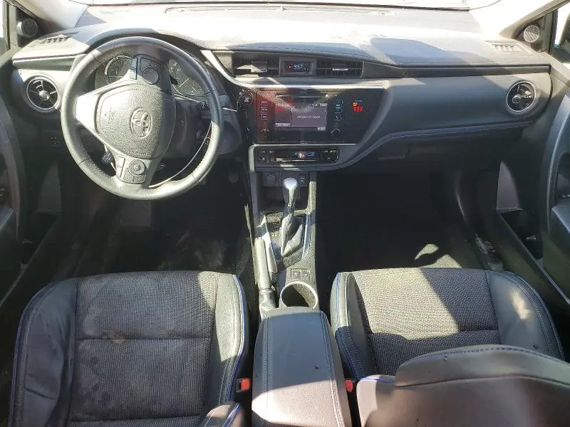 2018 TOYOTA COROLLA SE  