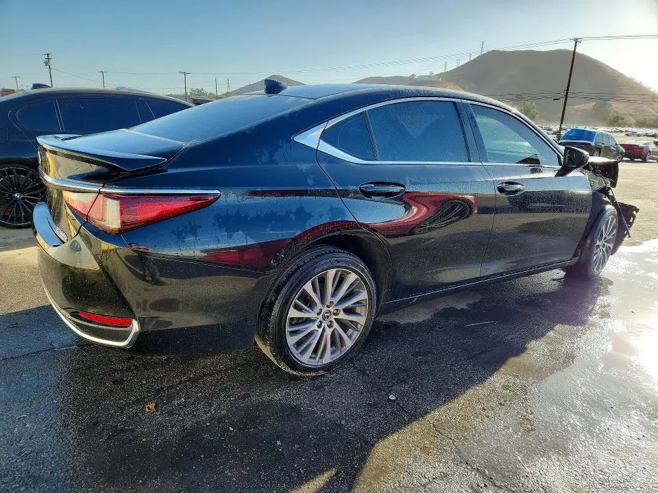 2023 LEXUS ES 300H BASE  