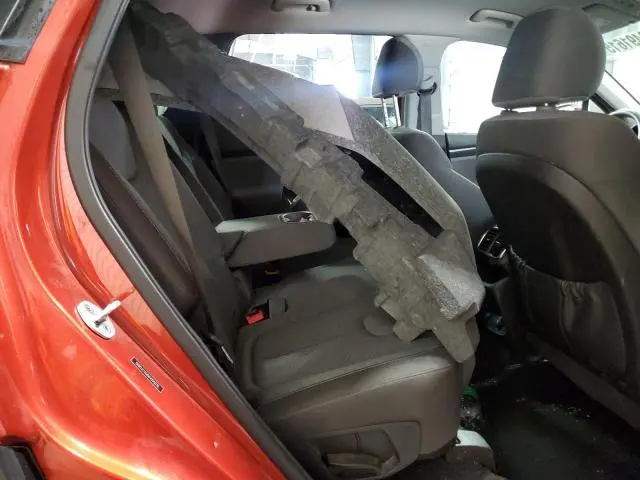 2019 HYUNDAI SANTA FE SE