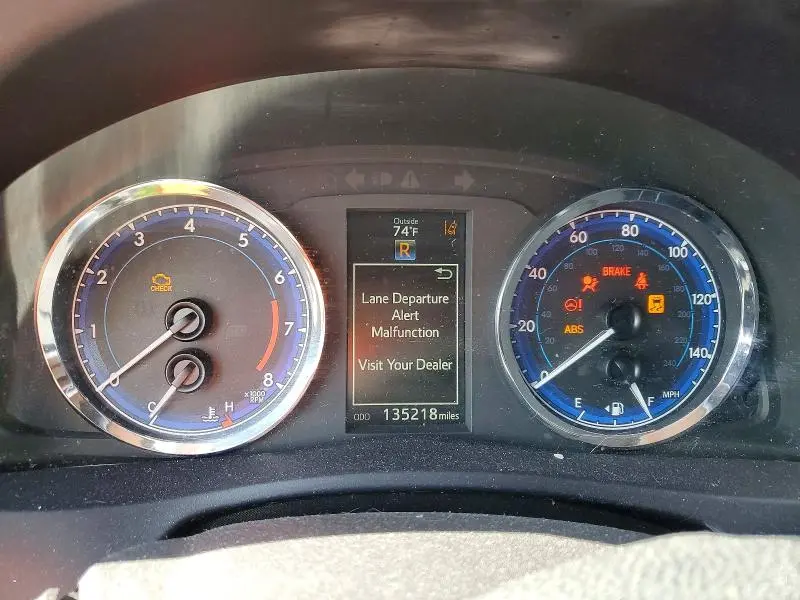 2018 TOYOTA COROLLA XSE  