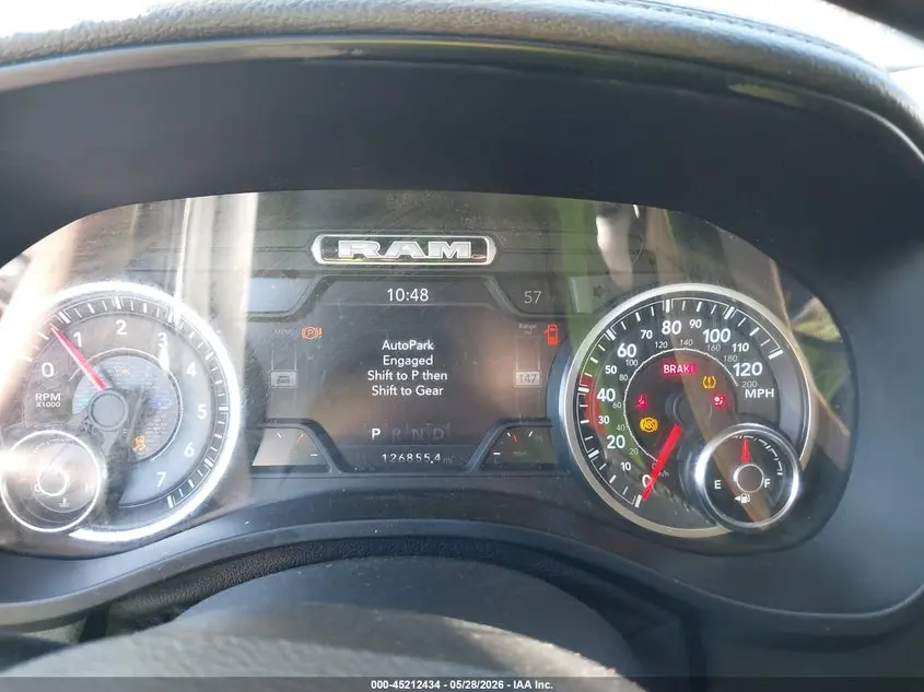 2019 RAM 1500 LARAMIE  4X4 6'4 BOX