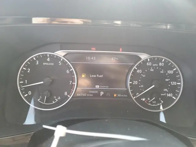 2022 NISSAN PATHFINDER SL  
