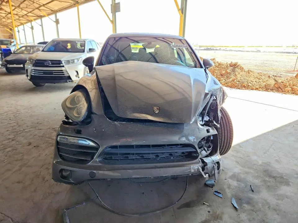 2012 PORSCHE CAYENNE   