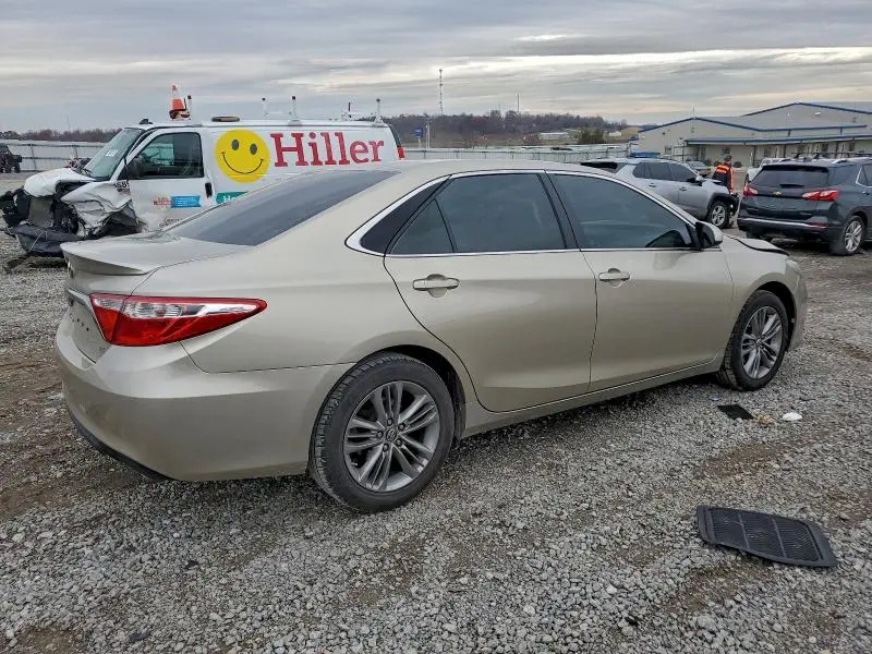 2016 TOYOTA CAMRY LE  