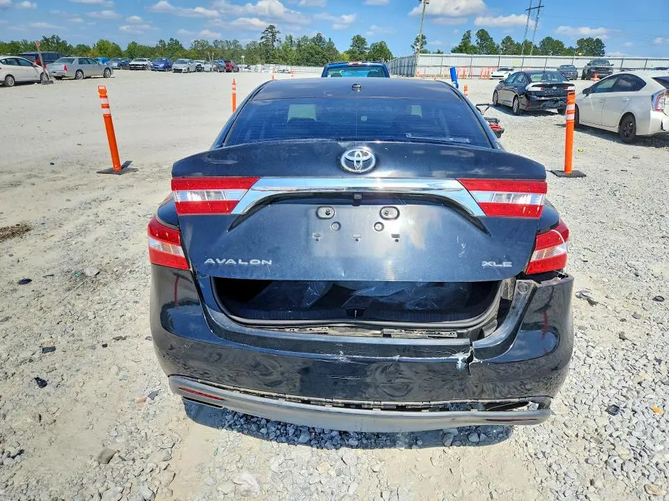 2015 TOYOTA AVALON XLE  