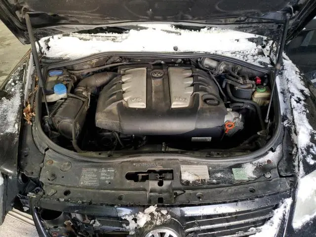2010 VOLKSWAGEN TOUAREG TDI  