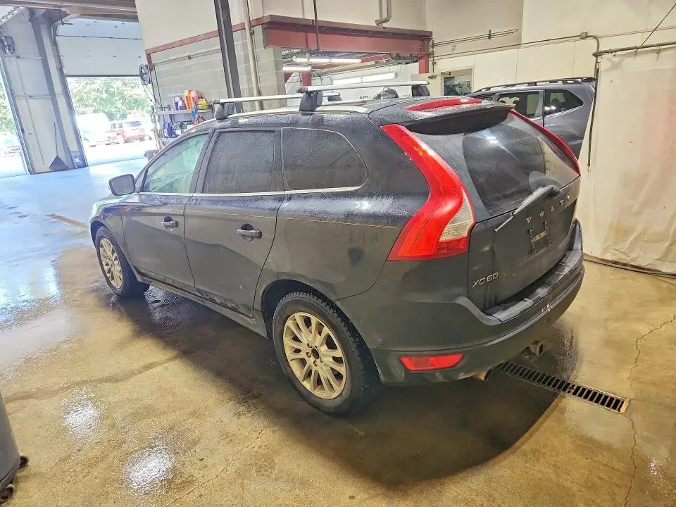2010 VOLVO XC60 T6  