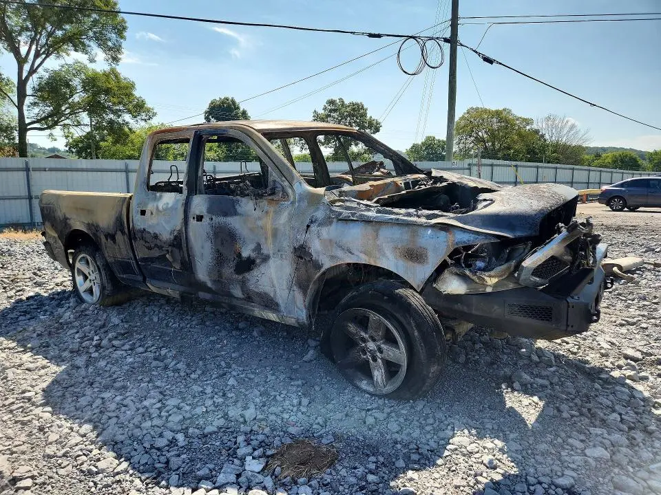 2016 RAM 1500 ST  
