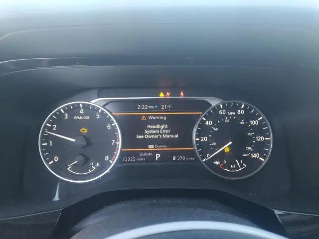 2022 NISSAN PATHFINDER SV  