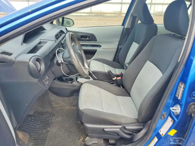 2013 TOYOTA PRIUS C TWO  