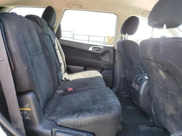 2016 NISSAN PATHFINDER S  