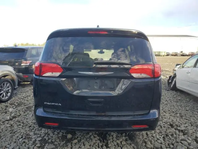 2017 CHRYSLER PACIFICA LX  