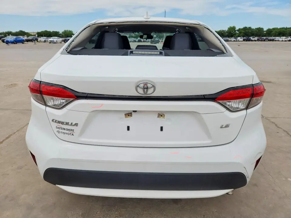 2022 TOYOTA COROLLA LE  