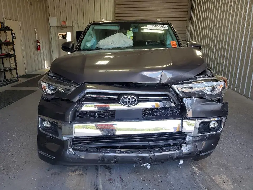 2021 TOYOTA 4RUNNER LIMITED  