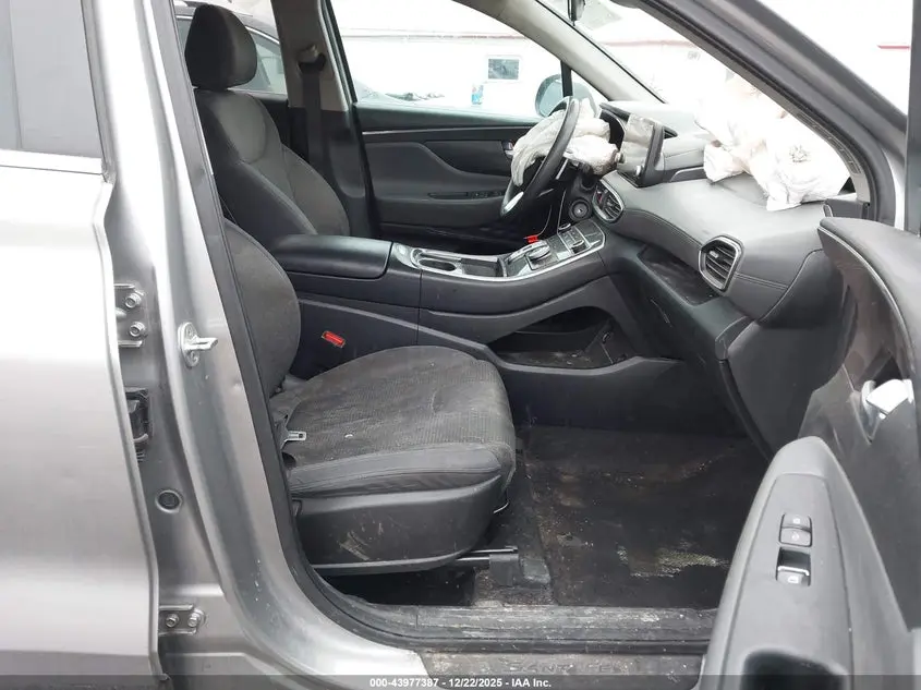 2022 HYUNDAI SANTA FE SE