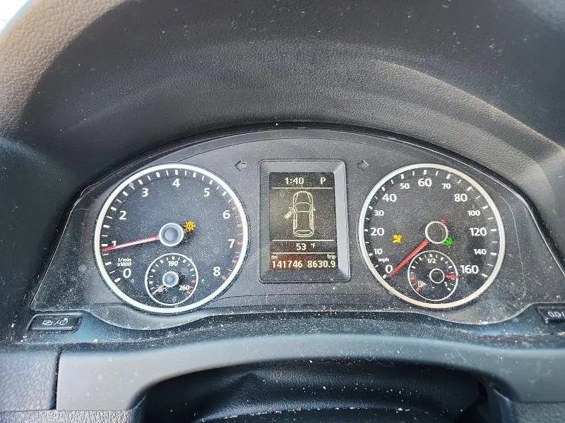 2013 VOLKSWAGEN TIGUAN S  