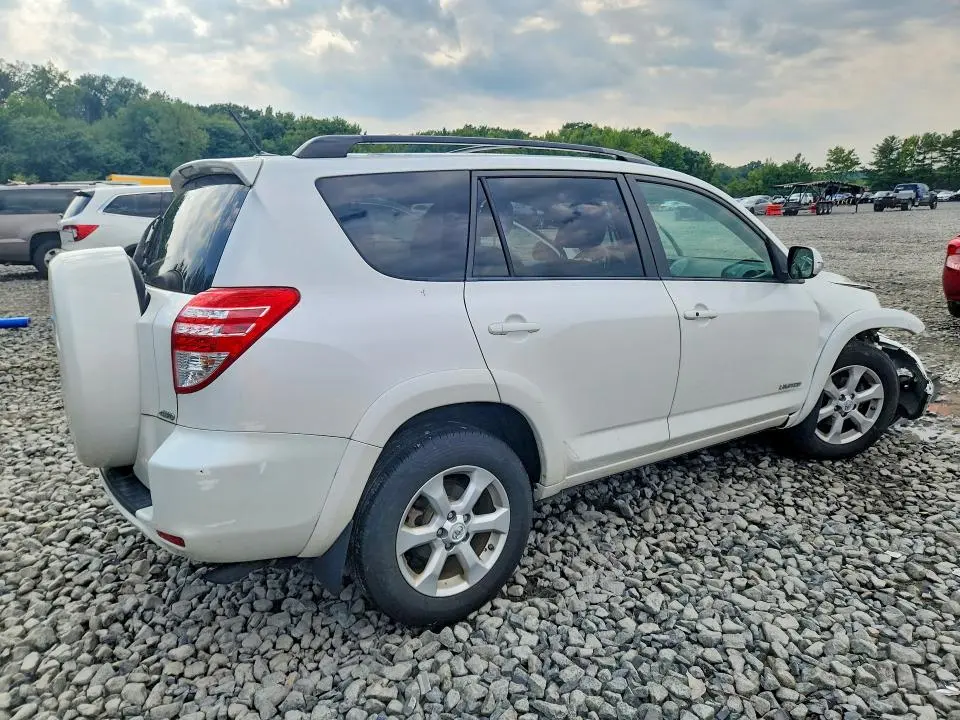 2011 TOYOTA RAV4 LIMITED  