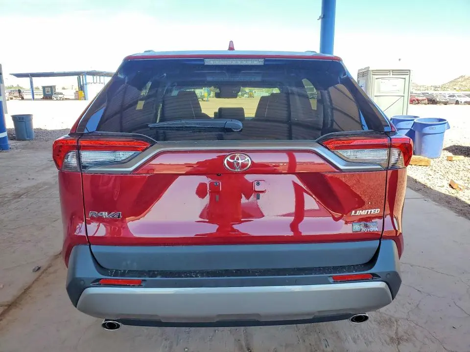 2025 TOYOTA RAV4 LIMITED  