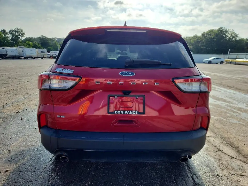 2022 FORD ESCAPE SE  