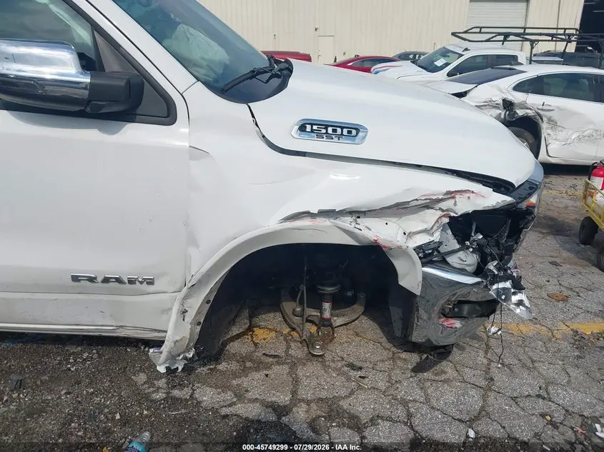 2025 RAM 1500 LARAMIE  4X4 5'7 BOX