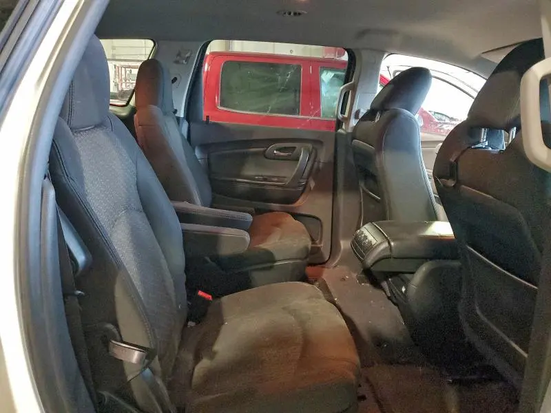 2012 CHEVROLET TRAVERSE LT  