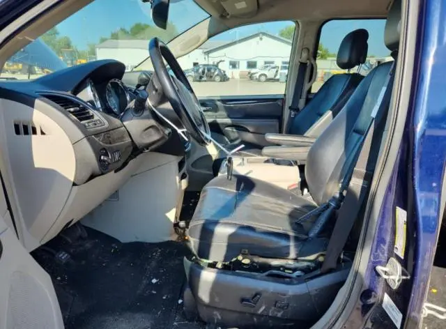 2013 CHRYSLER TOWN & COUNTRY TOURING  