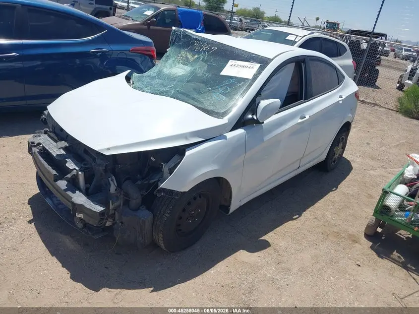 2016 HYUNDAI ACCENT SE