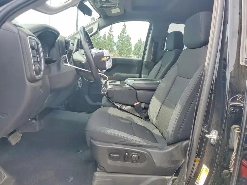 2021 CHEVROLET SILVERADO C1500 LT  