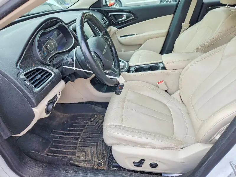 2015 CHRYSLER 200 C  