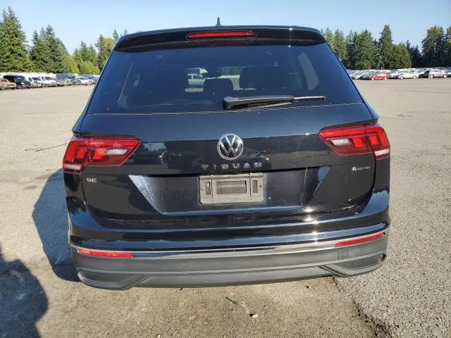 2022 VOLKSWAGEN TIGUAN SE  