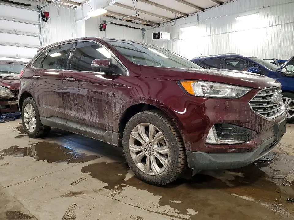 2022 FORD EDGE TITANIUM  