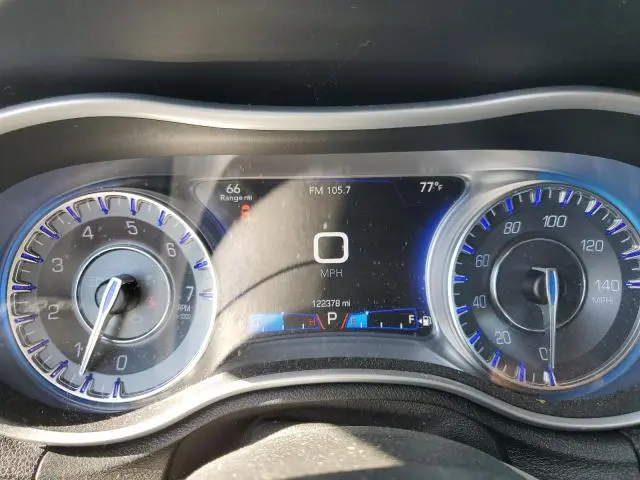 2015 CHRYSLER 300C   