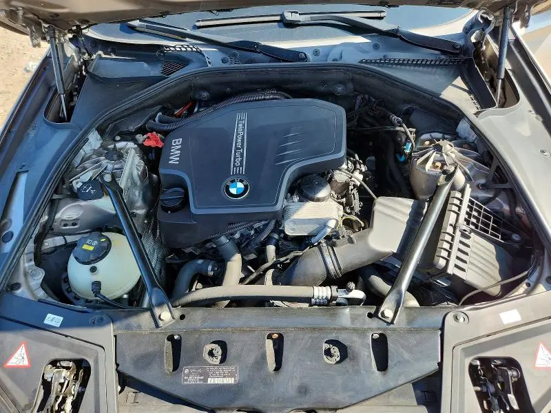 2015 BMW 528 XI  