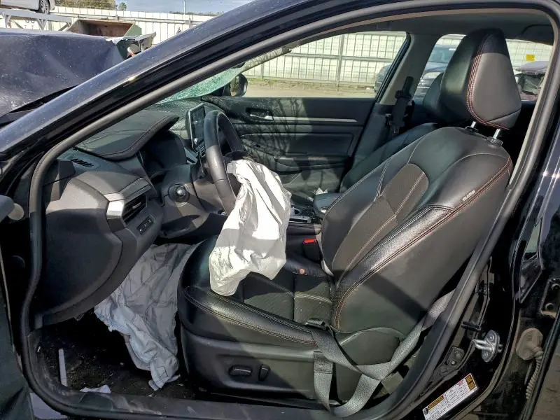 2024 NISSAN ALTIMA SR  