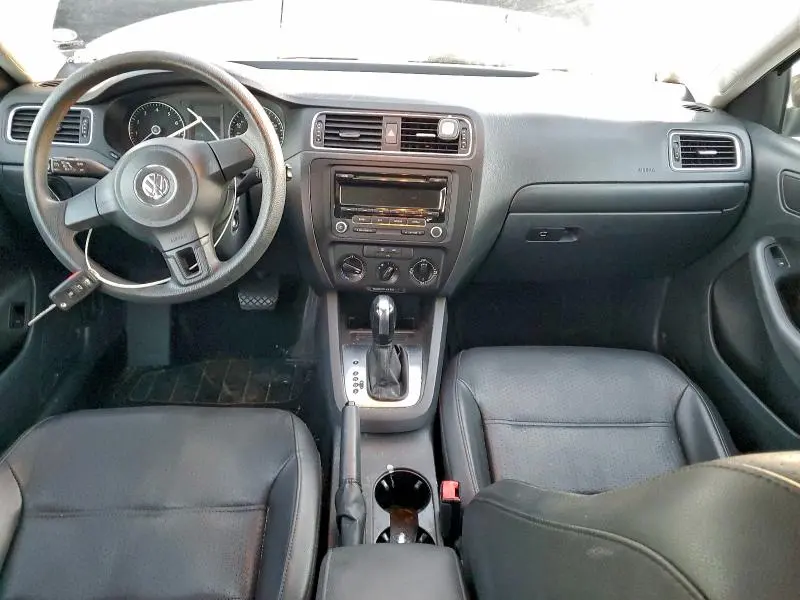 2014 VOLKSWAGEN JETTA SE  