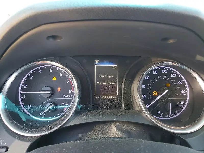 2019 TOYOTA CAMRY LE  