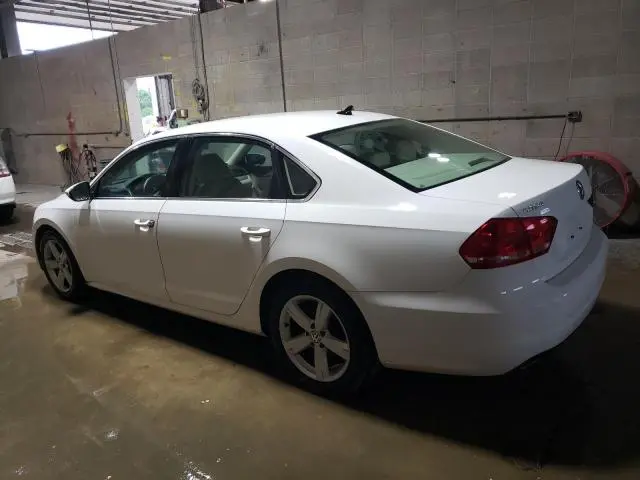 2012 VOLKSWAGEN PASSAT SE  