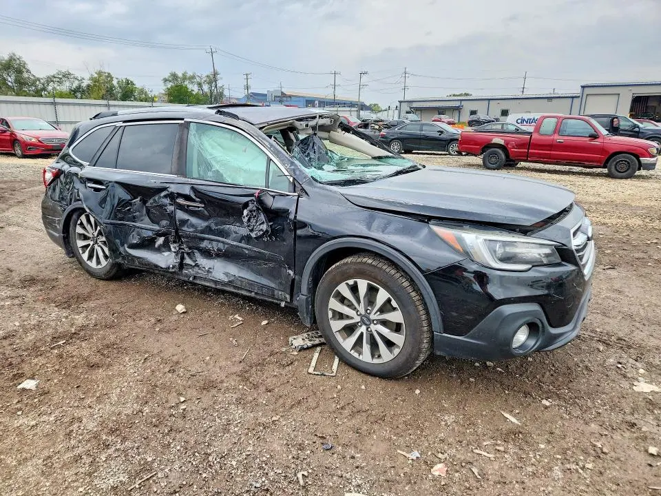 2018 SUBARU OUTBACK TOURING  