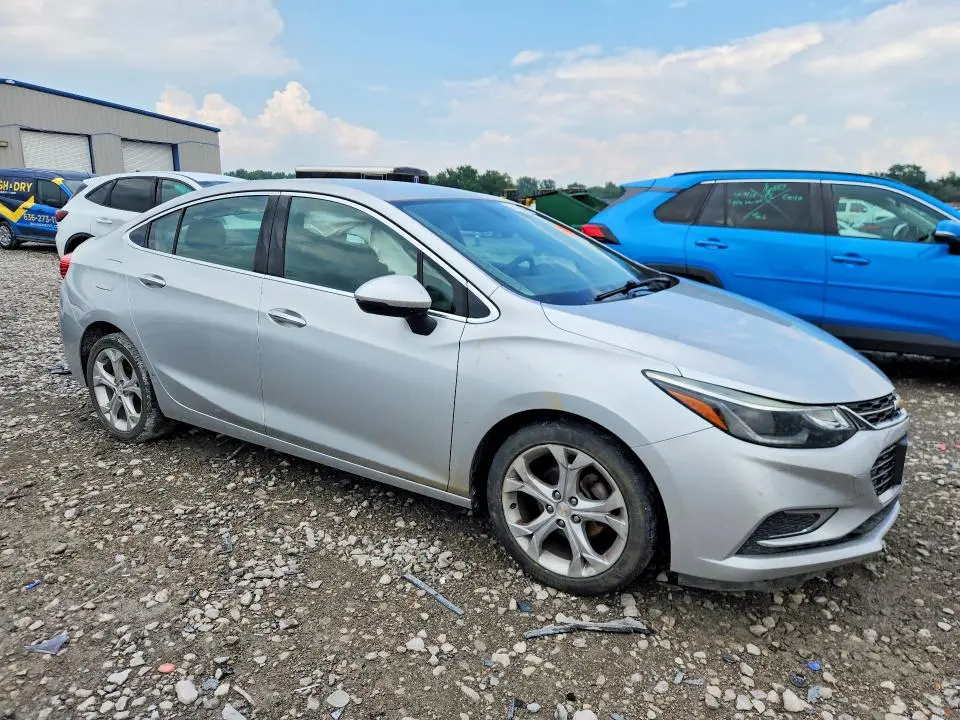 2017 CHEVROLET CRUZE PREMIER  
