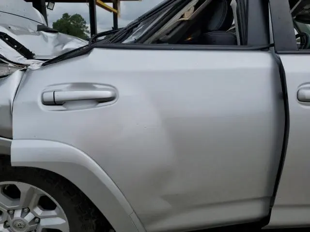 2018 TOYOTA 4RUNNER SR5/SR5 PREMIUM  