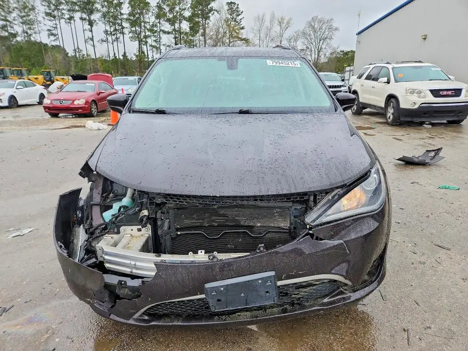 2017 CHRYSLER PACIFICA TOURING L  