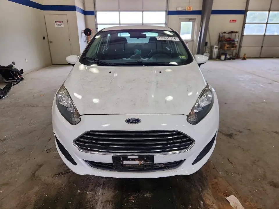 2018 FORD FIESTA SE  