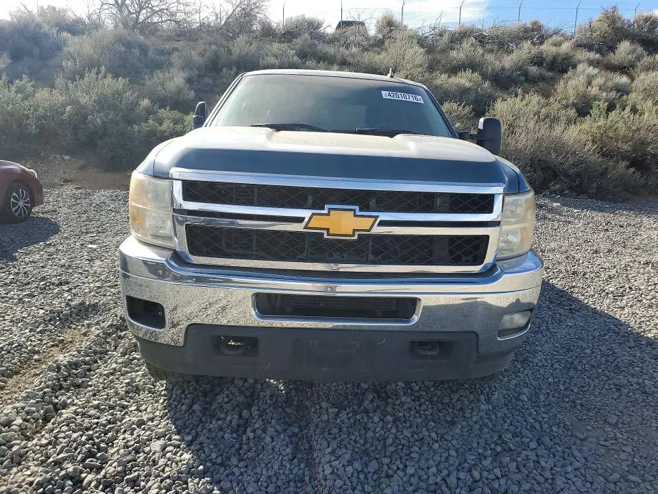 2011 CHEVROLET SILVERADO K2500 HEAVY DUTY LT  