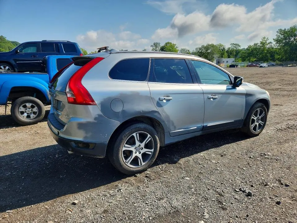 2013 VOLVO XC60 T6  