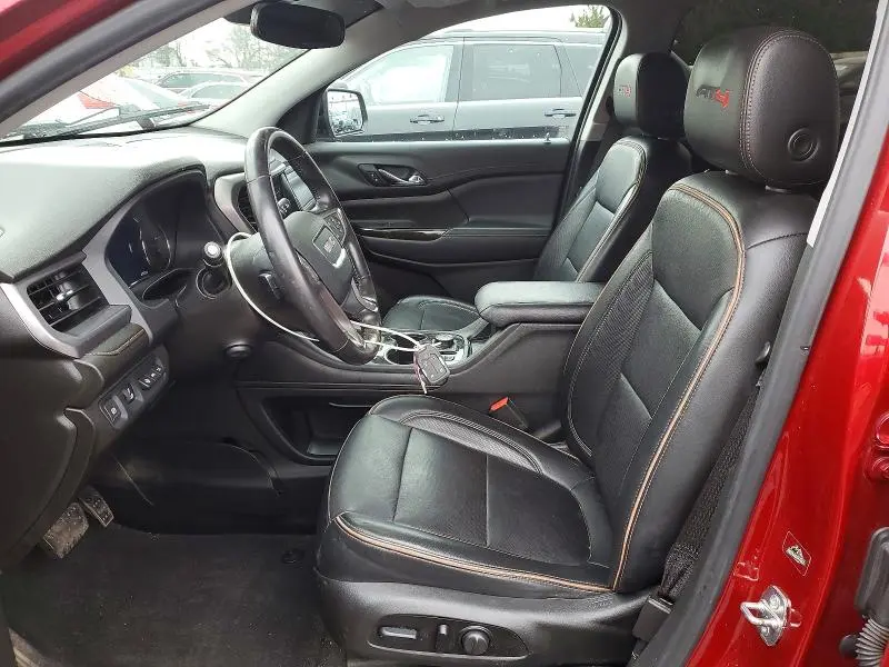 2021 GMC ACADIA AT4  
