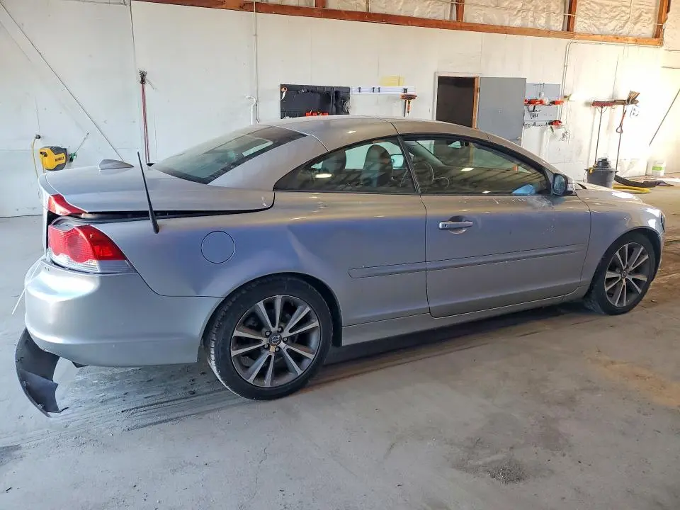 2010 VOLVO C70 T5  