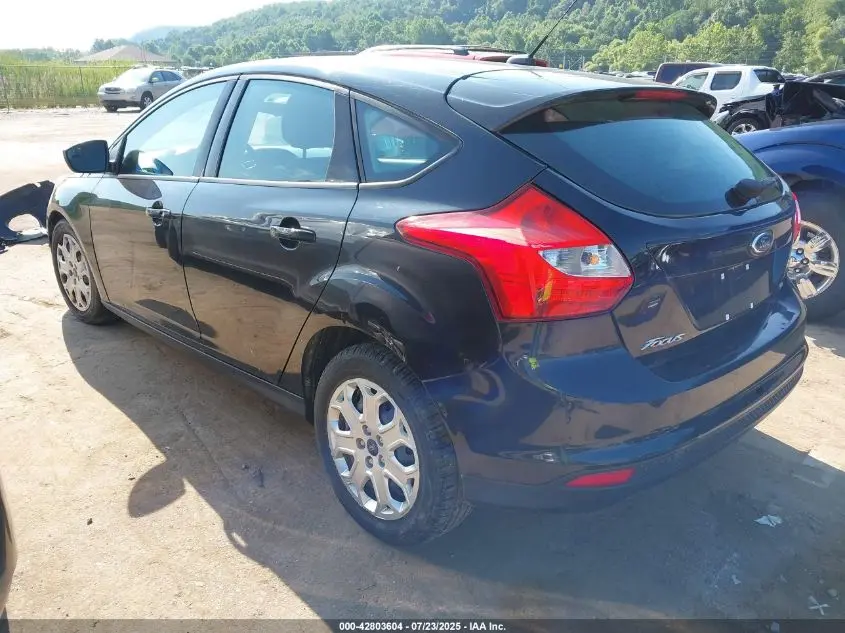 2012 FORD FOCUS SE